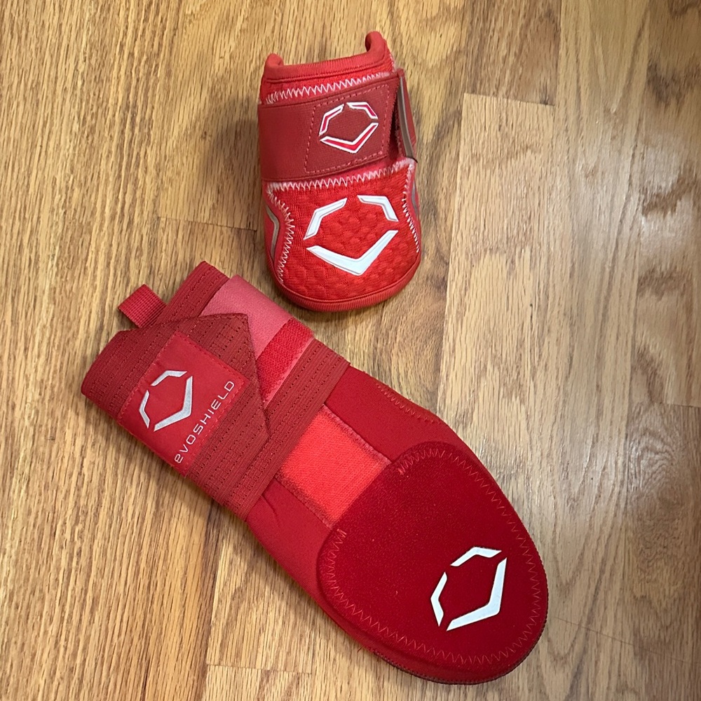 ⚾️Baseball gear! Sliding mitt and elbow guard
